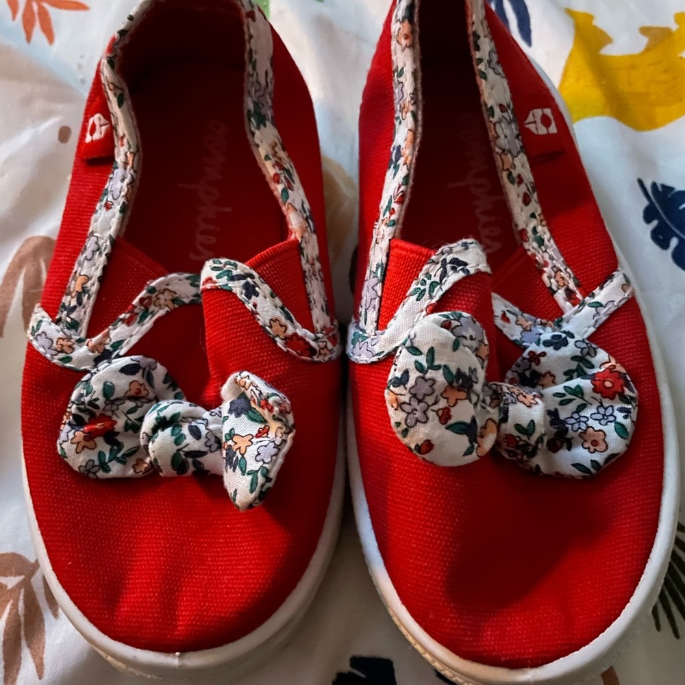 Baby shoes